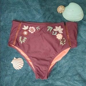 XHILARATION Floral High Waist Medium Embroidered Swimsuit Bottoms